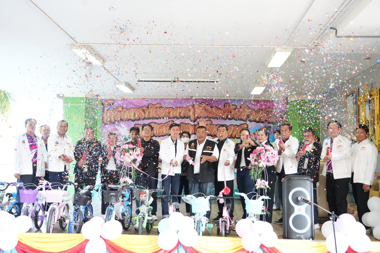 เทศบาลนครอ้อมน้อย ร่วมเปิดงาน “วันเด็กแห่งชาติ ประจำปี 2569" ณ โรงเรียนเทศบาลอ้อมน้อย 3