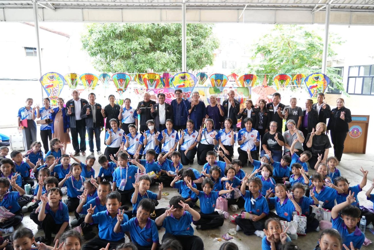 เทศบาลนครอ้อมน้อย จัด  “โครงการกิจกรรมพัฒนาผู้เรียน การทัศนศึกษาแหล่งเรียนรู้นอกสถานที่”