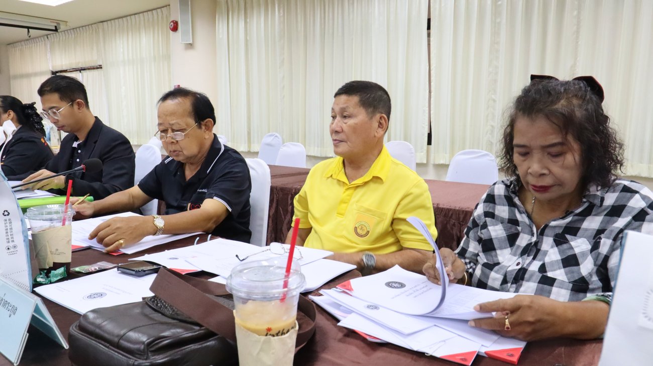เทศบาลนครอ้อมน้อย ร่วมประชุมคณะกรรมการพัฒนาเทศบาลนครอ้อมน้อย ครั้งที่ 4/2569 ณ ห้องประชุม ชั้น 6 สำนักงานเทศบาลนครอ้อมน้อย